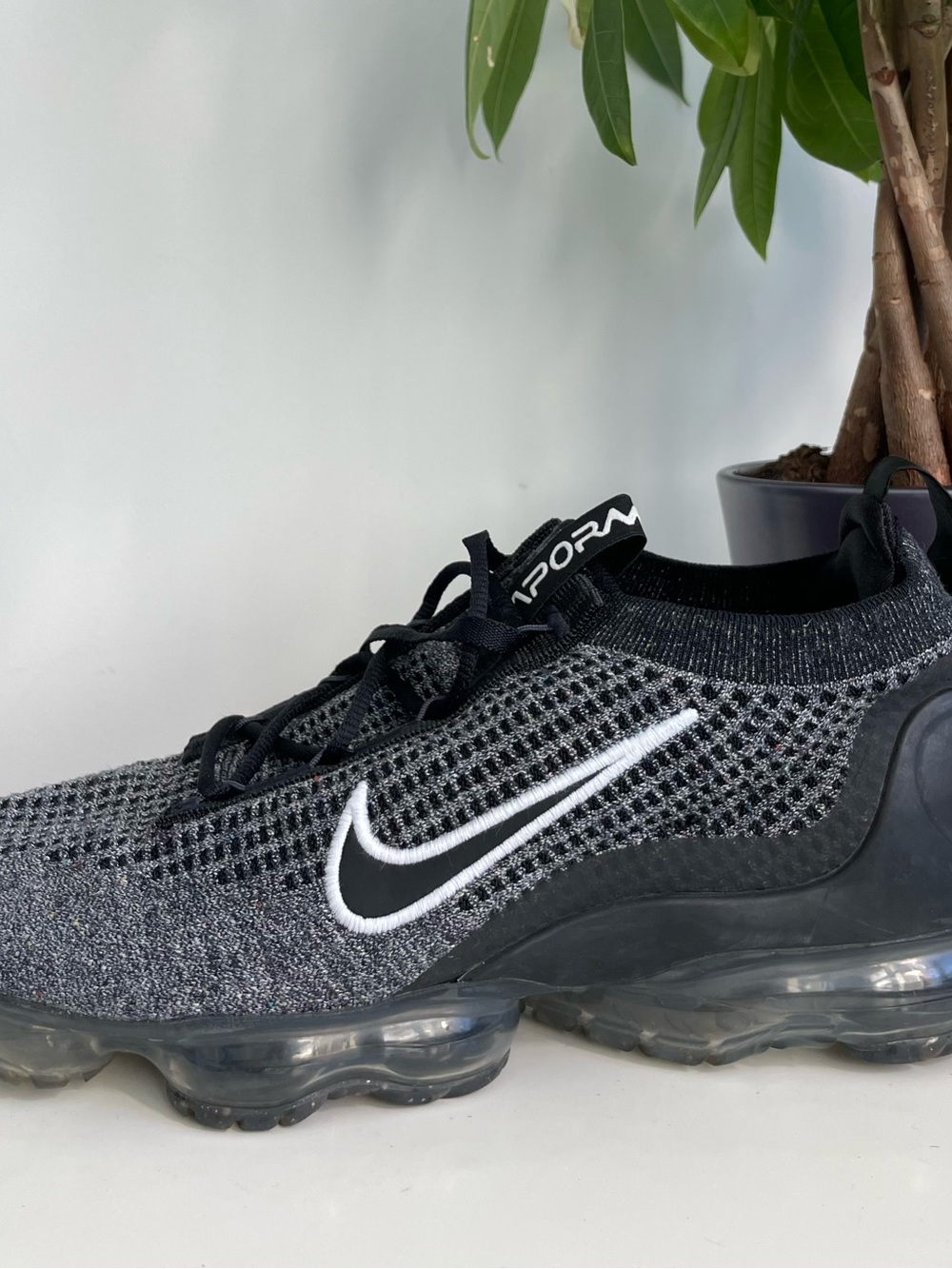 Men Size 9 Nike Air VaporMax 2021 FK
Black White Anthracite Shoes